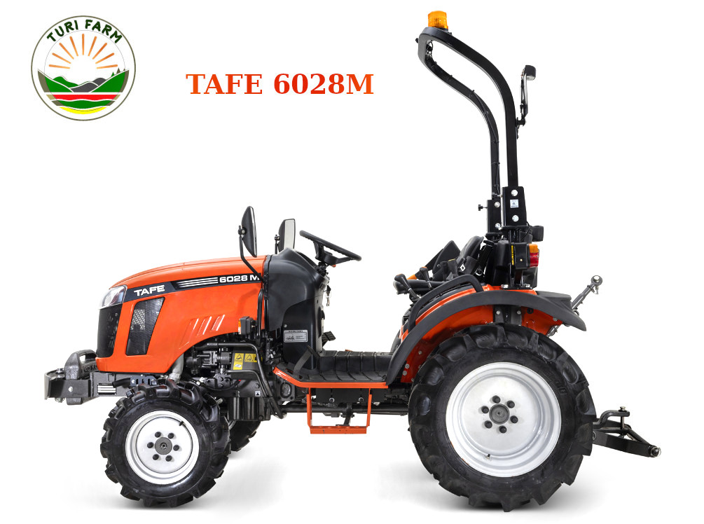    Tafe 6028 M 24,5 LE 9 + 3 sebesség