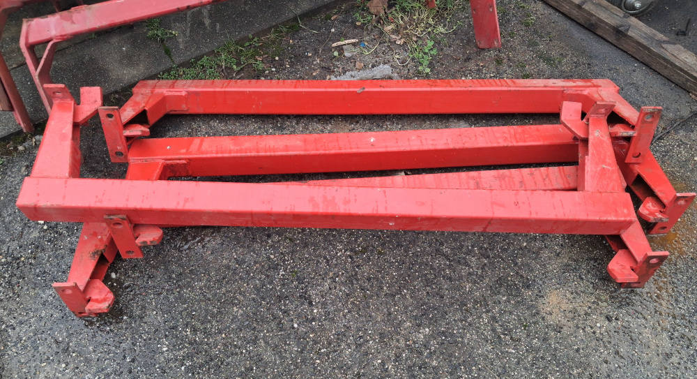 Rábawerk ásóborona késtengely keret