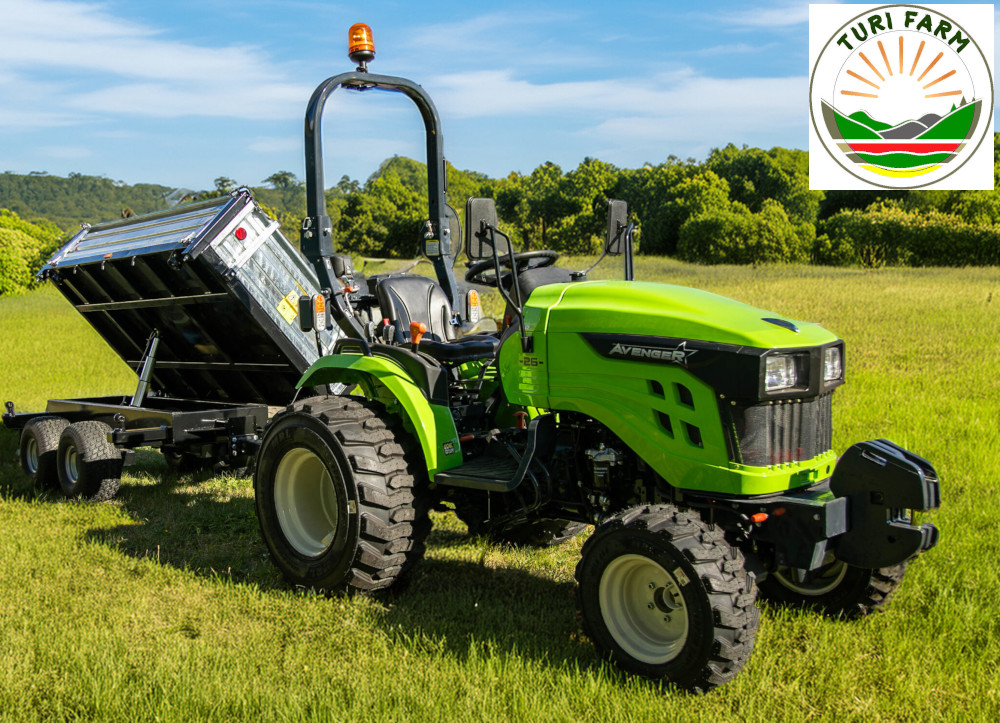 Avanger V26 homlokrakódós traktor